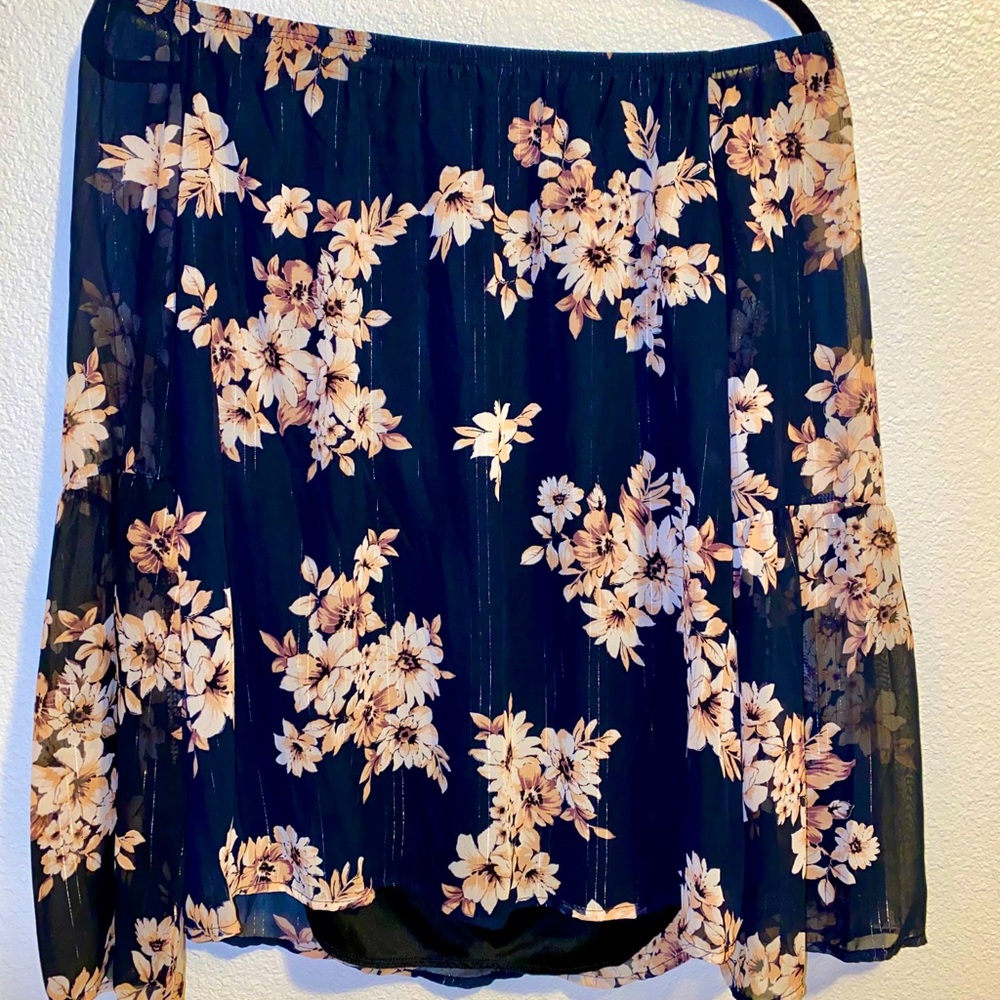 MTS Off the shoulder (or not) long sleeve blouse